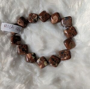 Mica Quartz Stretch Bracelet